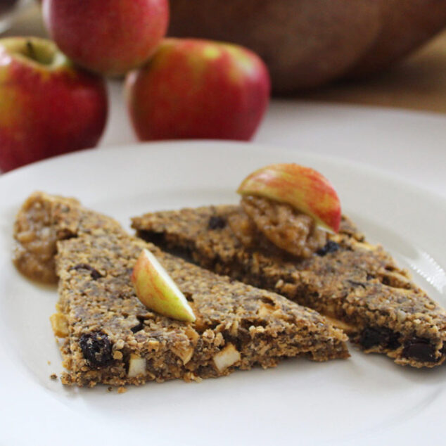 Raw Vegan Apple Cinnamon Raisin Bread