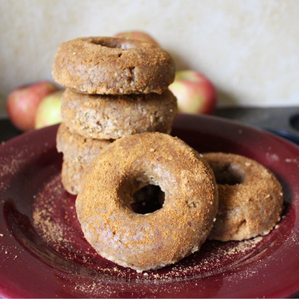 Raw Vegan Apple Cider Doughnuts