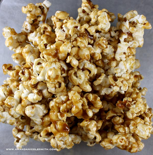 Raw Vegan Salted Caramel Popcorn