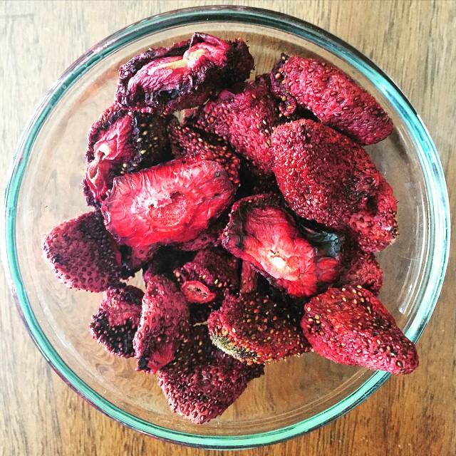 dried strawberries