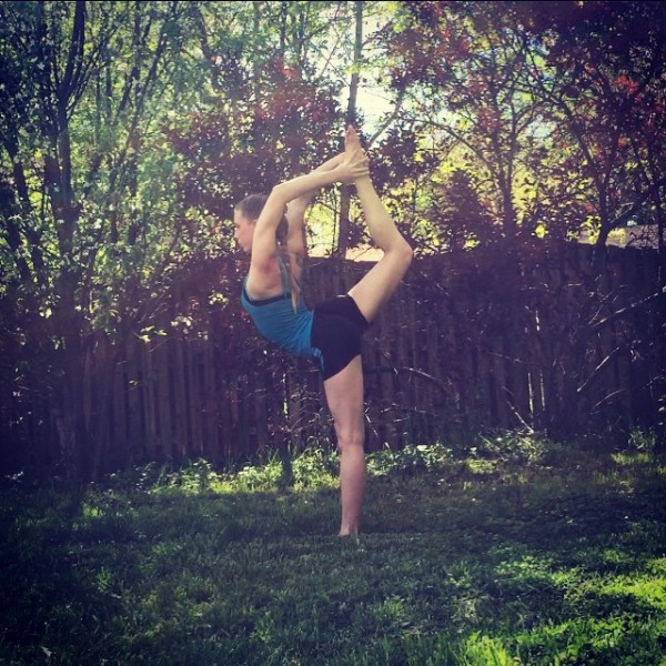 needle - contortion pose