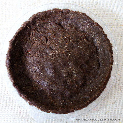 Raw vegan pecan crust