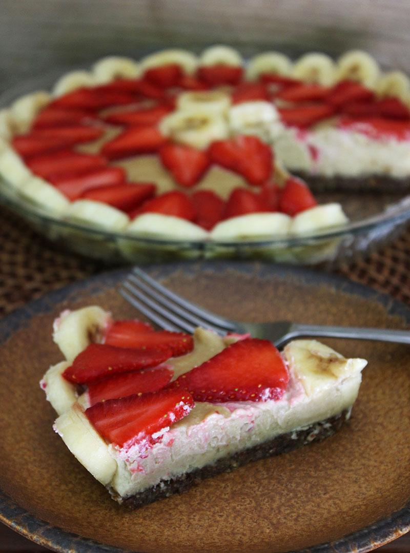 Raw Vegan Strawberry Banana Cream Pie