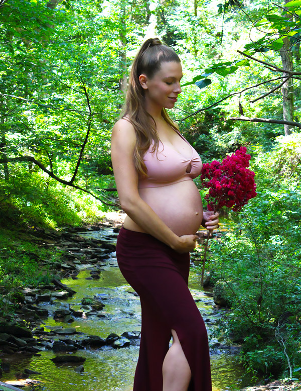 Outdoor Maternity Photoshoot